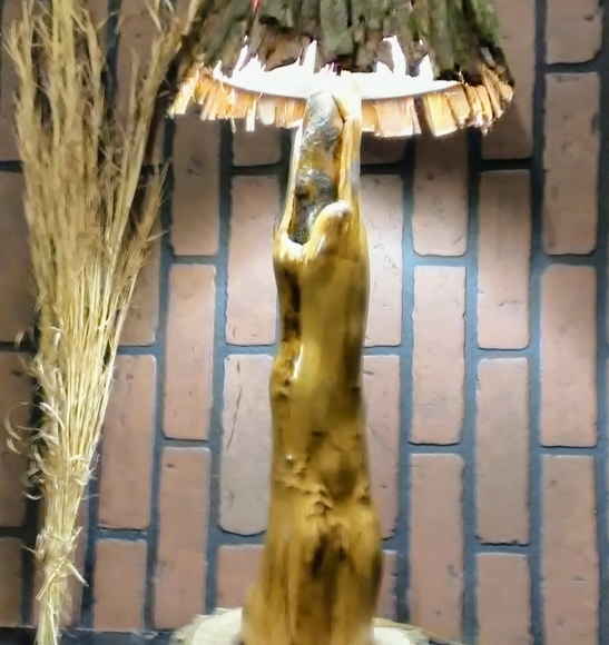 Lamp - Picture 3 of 4